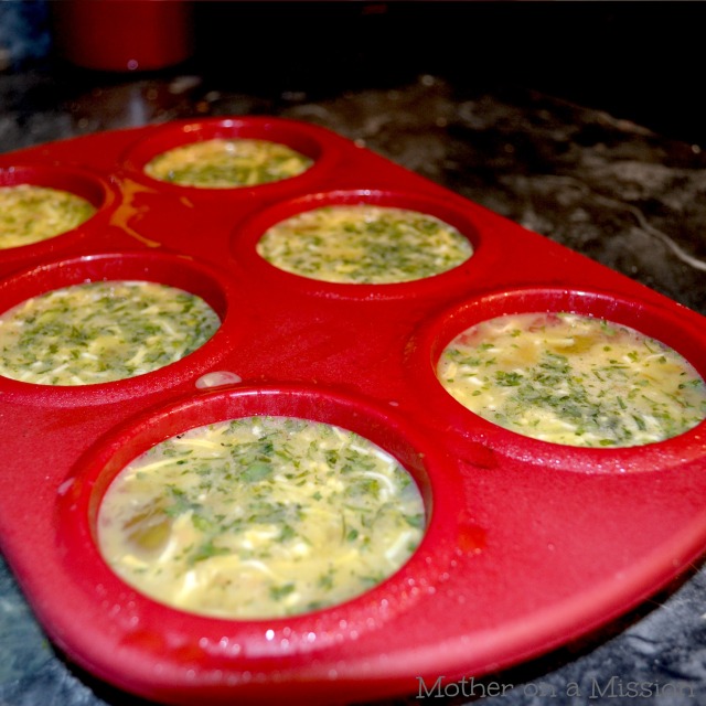 Mini Bacon & Cheese Frittatas: easy, adorable, fast, and delicious.